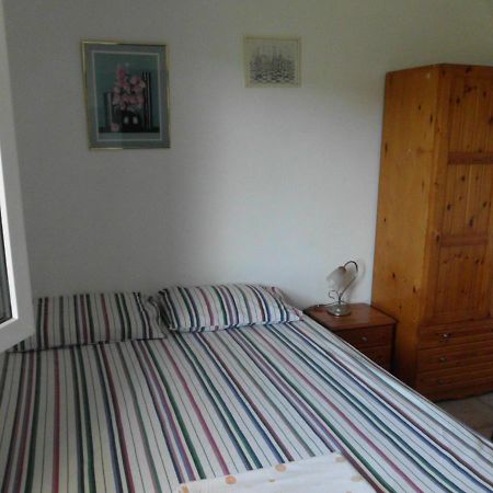 Tom'S House Apartment Skriperon ภายนอก รูปภาพ