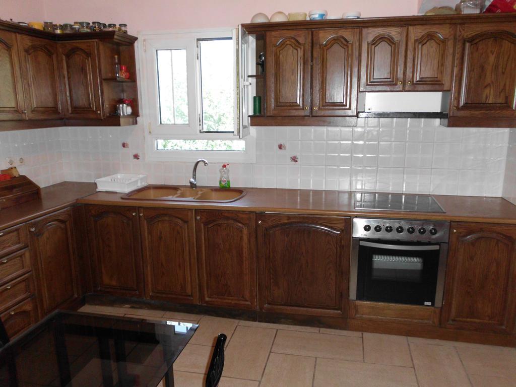 Tom'S House Apartment Skriperon ภายนอก รูปภาพ